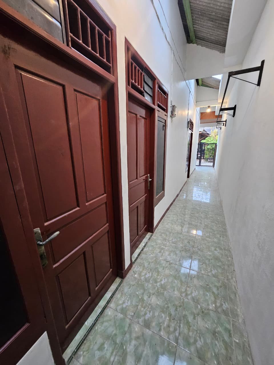 Lorong Kontrakan